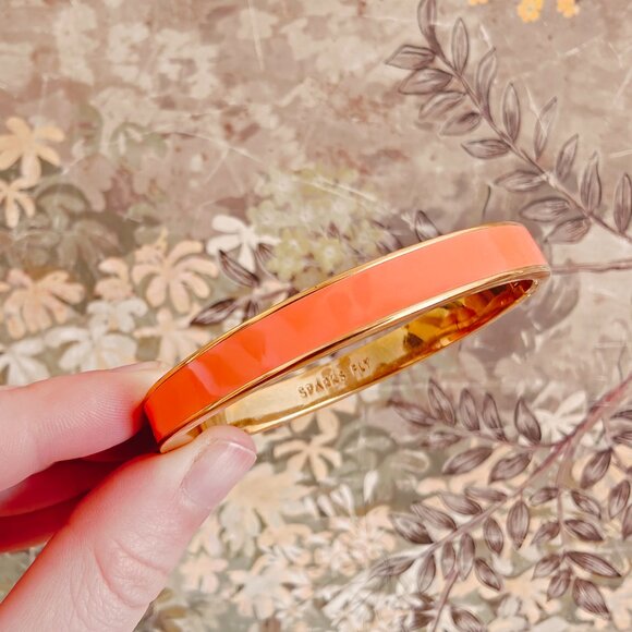 Kate Spade Orange Enamel Gold Tone Simple Minimalist Hinged Bangle Bracelet - Picture 2 of 5